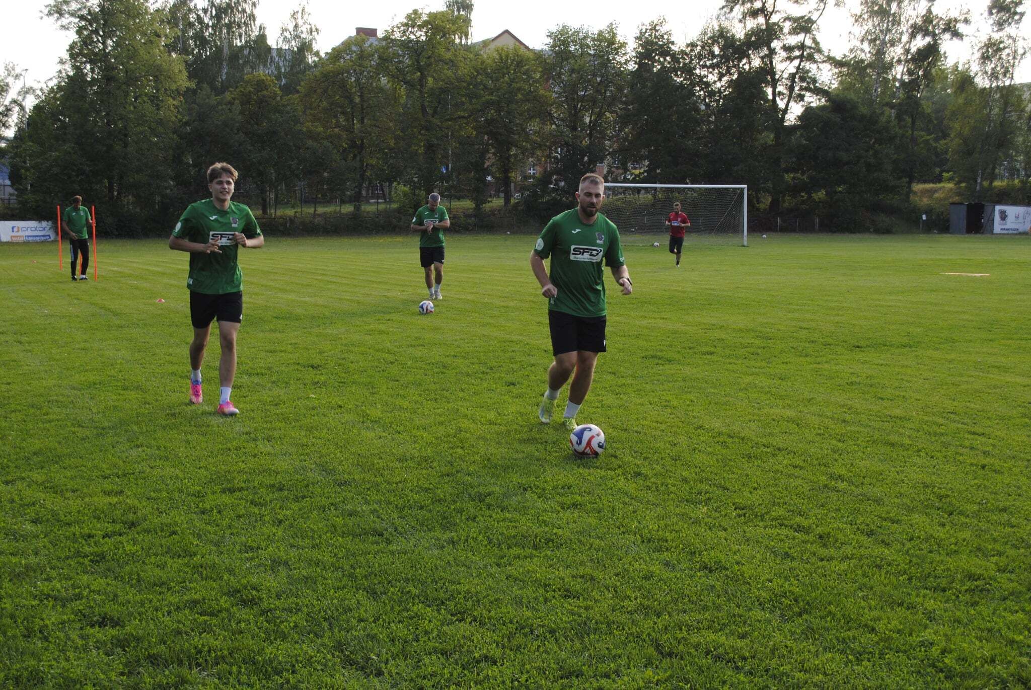 17abfbc6 8d8b 4687 b3dd 85e23fa62909