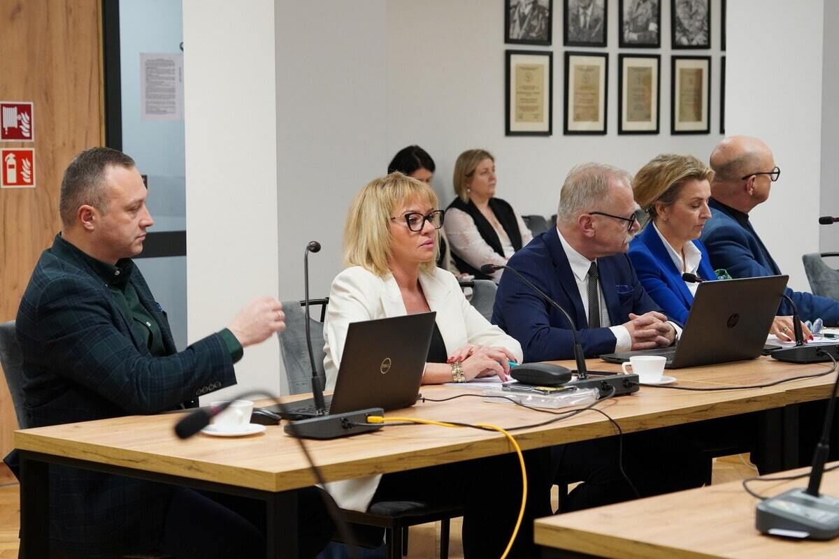 sesjaradymiasta09 min