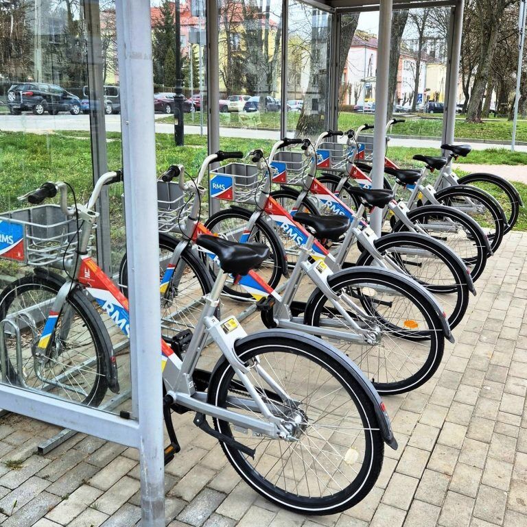 659790033 1747978782849274 1157903404196282075 n 768x769