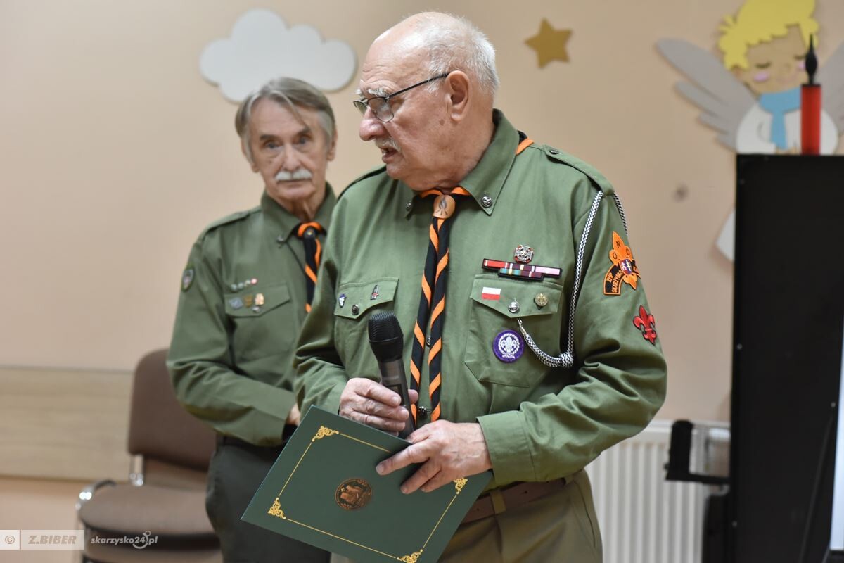 45 14911