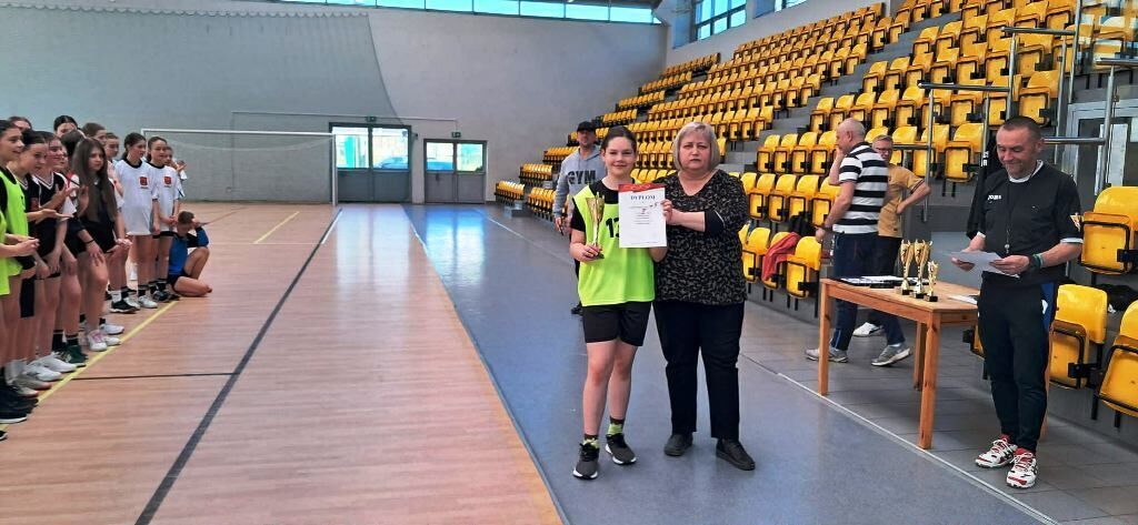 ad4f0060 7792 4ef3 9b9a adadfe618404