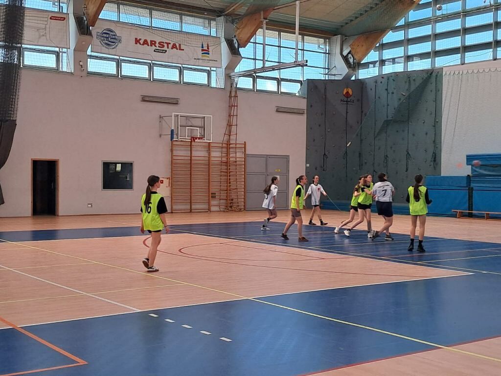 f99c3f73 4cb4 42eb 9ce5 bf7d97969f15