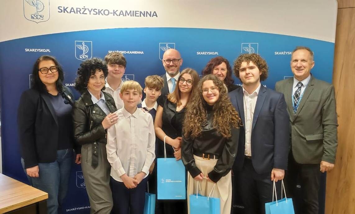 Młodzi „prawnicy” z gratulacjami od Prezydenta Miasta