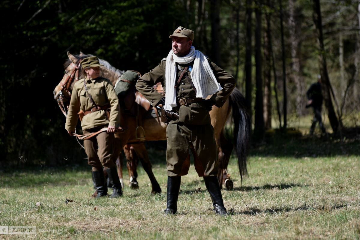 XV Piknik Kawaleryjski upamiętniający 86. rocznicę walk oddziału mjr. Henryka Dobrzańskiego „Hubala” z Niemcami