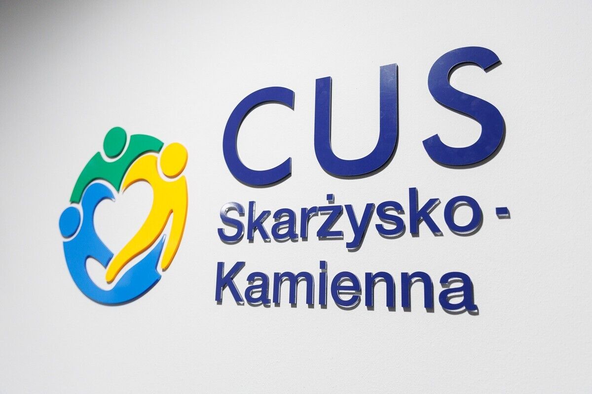 otwarcieklubuseniora00002