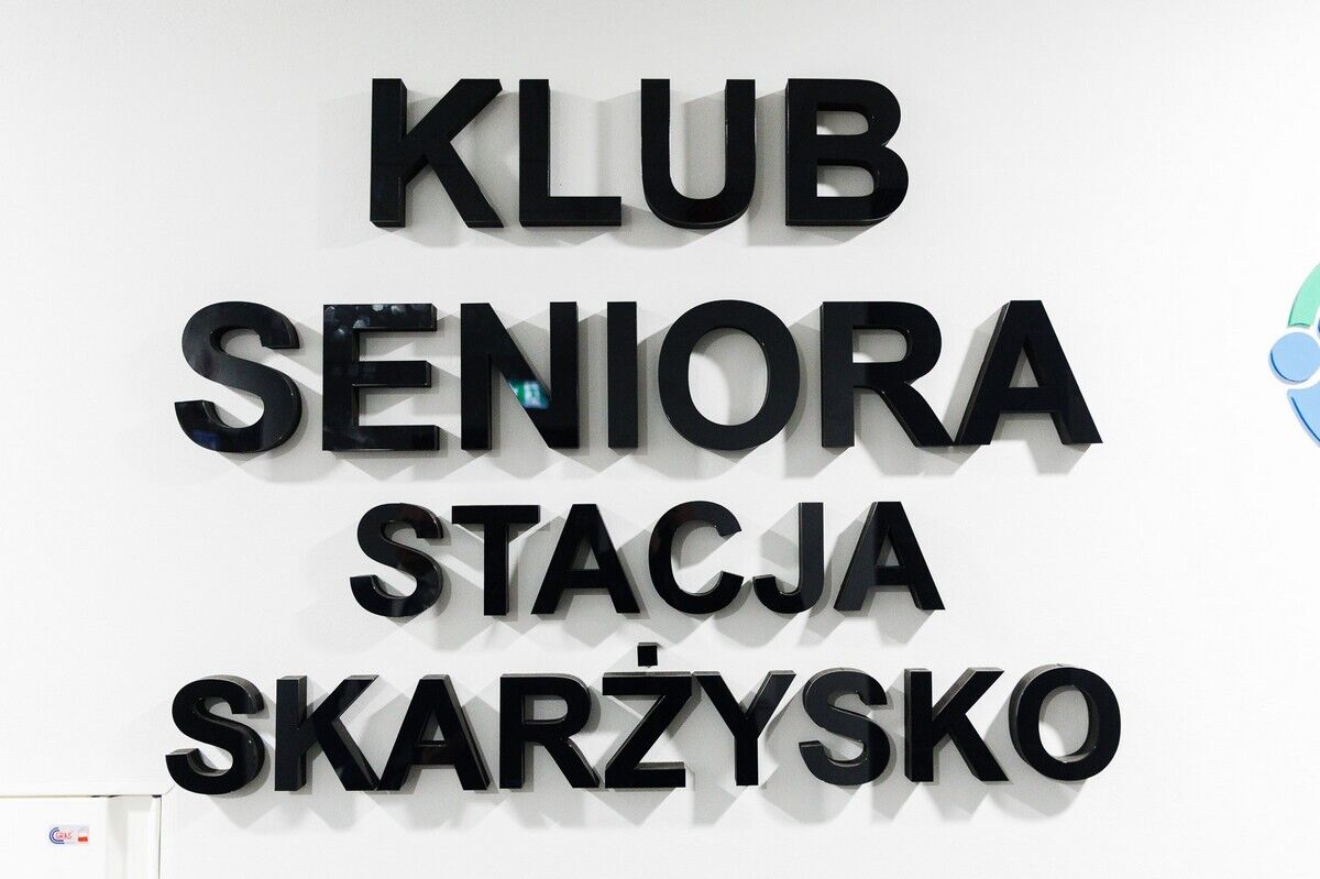 otwarcieklubuseniora00003