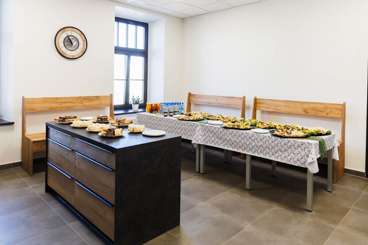 otwarcieklubuseniora00006