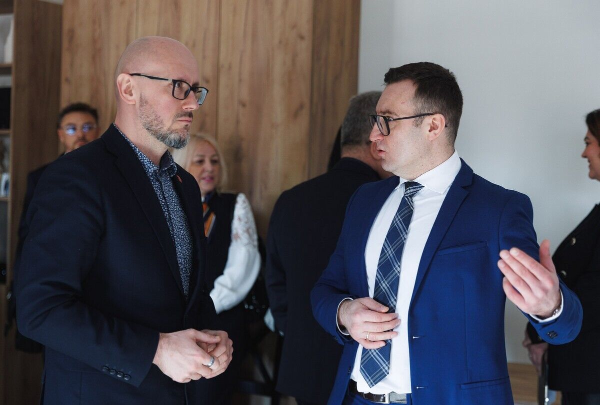 otwarcieklubuseniora00014