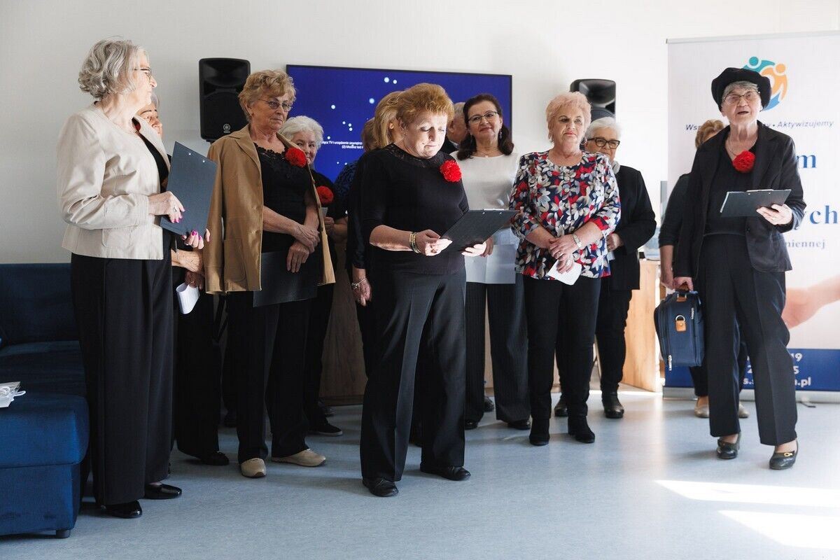 otwarcieklubuseniora00039