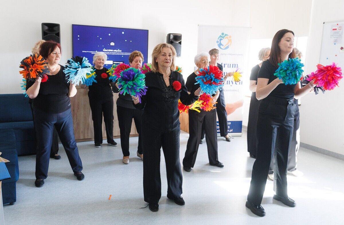 otwarcieklubuseniora00043