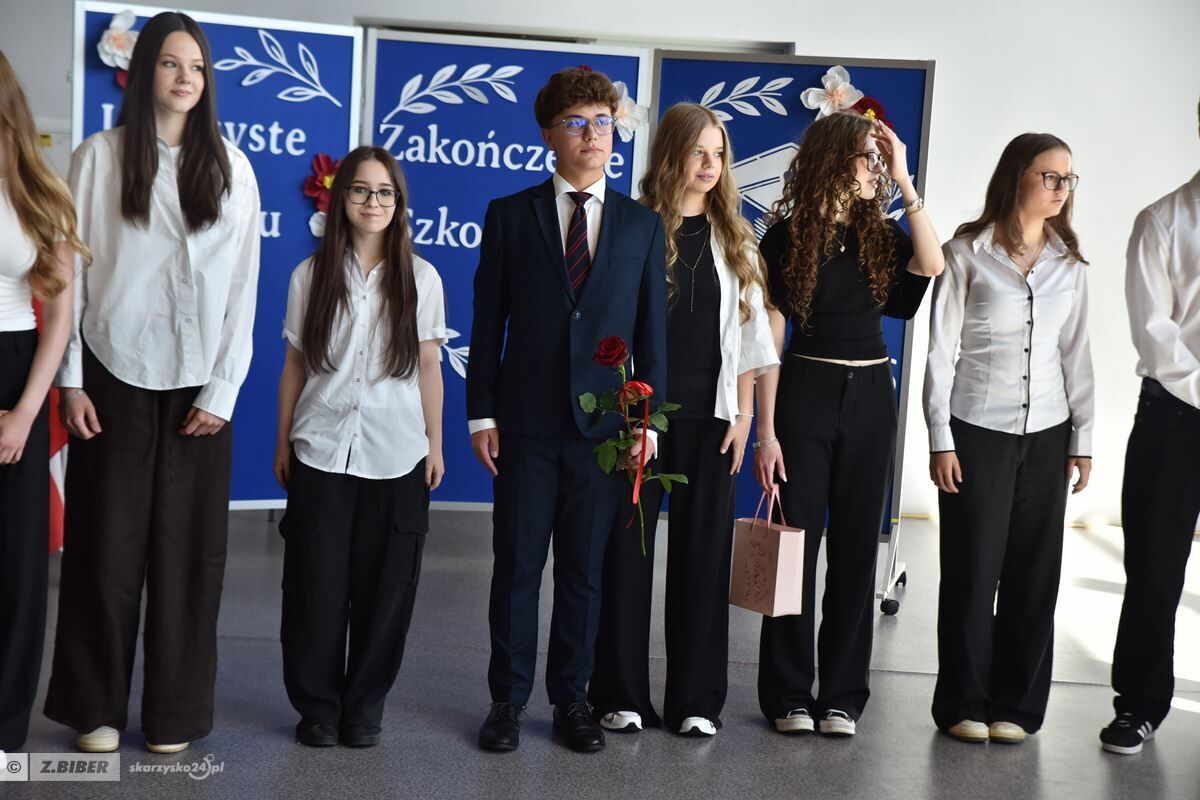 Uroczyste zakończenie roku szkolnego w II LO im. Adama Mickiewicza